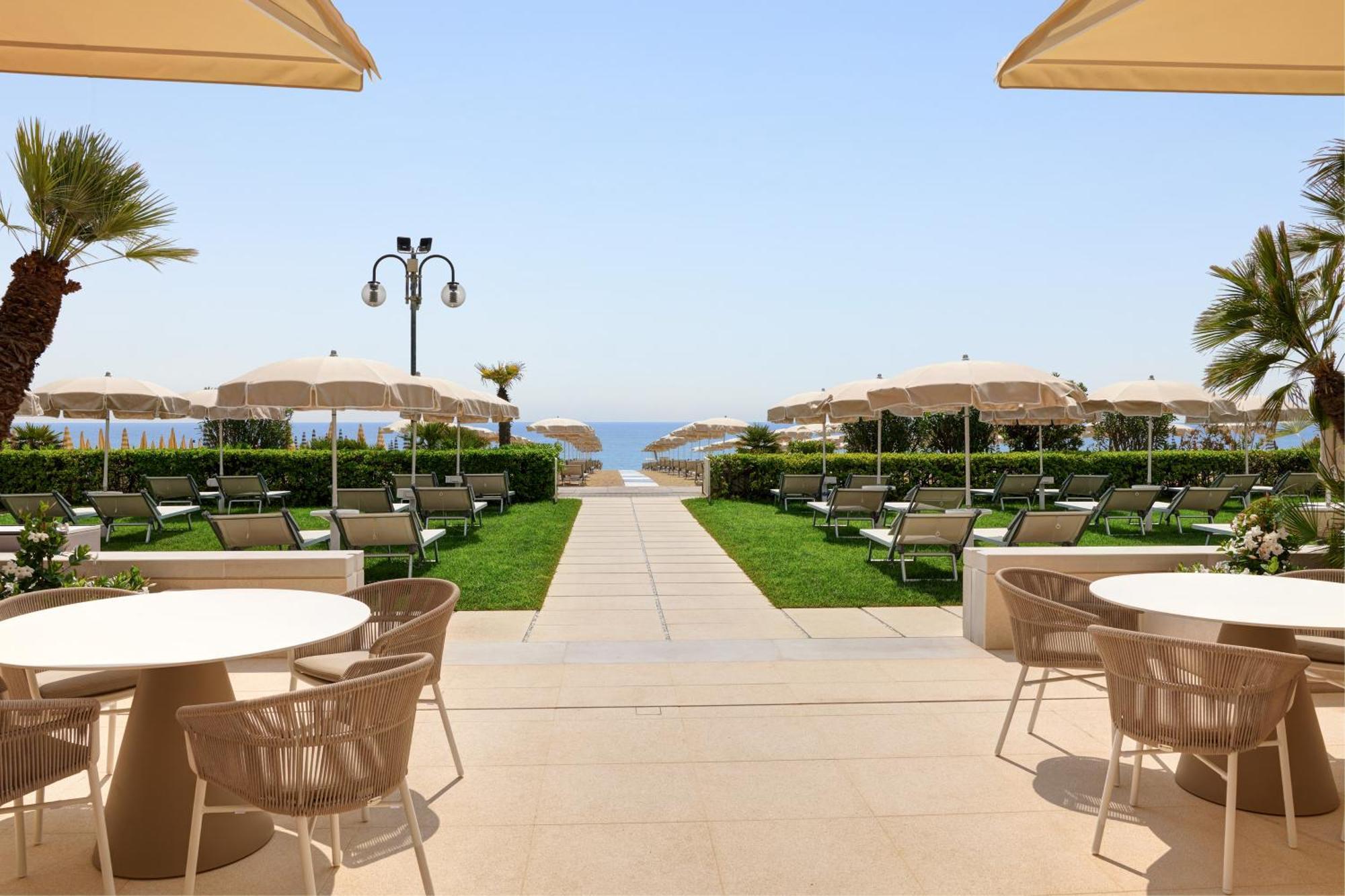 Hotel Aurora Лідо-ді-Єзоло Екстер'єр фото